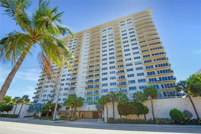 $574,999 | 2500 East Las Olas Boulevard, Unit 408, Fort Lauderdale, FL 33301