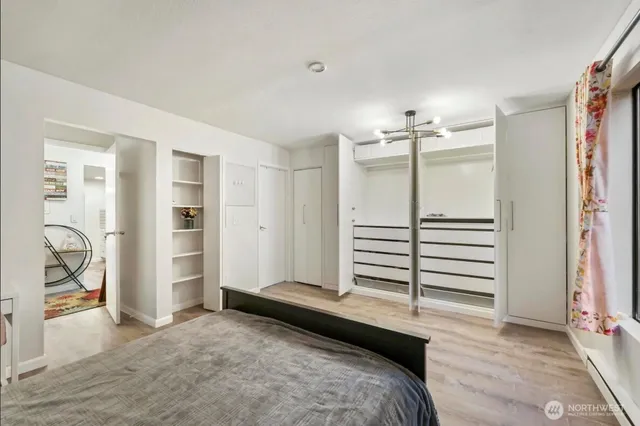 $423,150 | 10424 Northeast 32nd Place, Unit C204, Bellevue, WA 98004