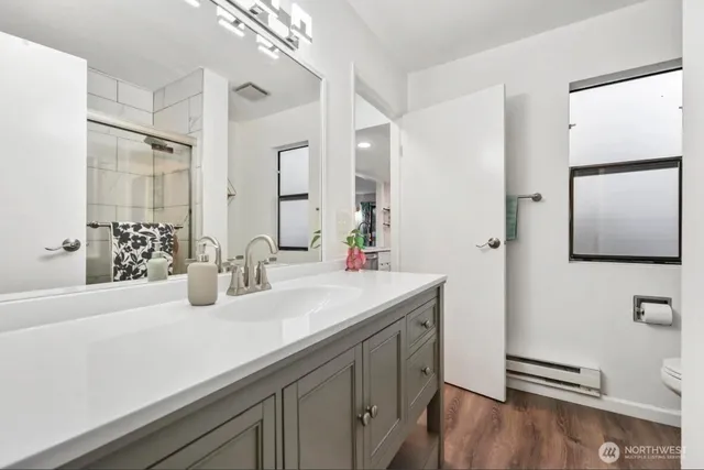 $423,150 | 10424 Northeast 32nd Place, Unit C204, Bellevue, WA 98004