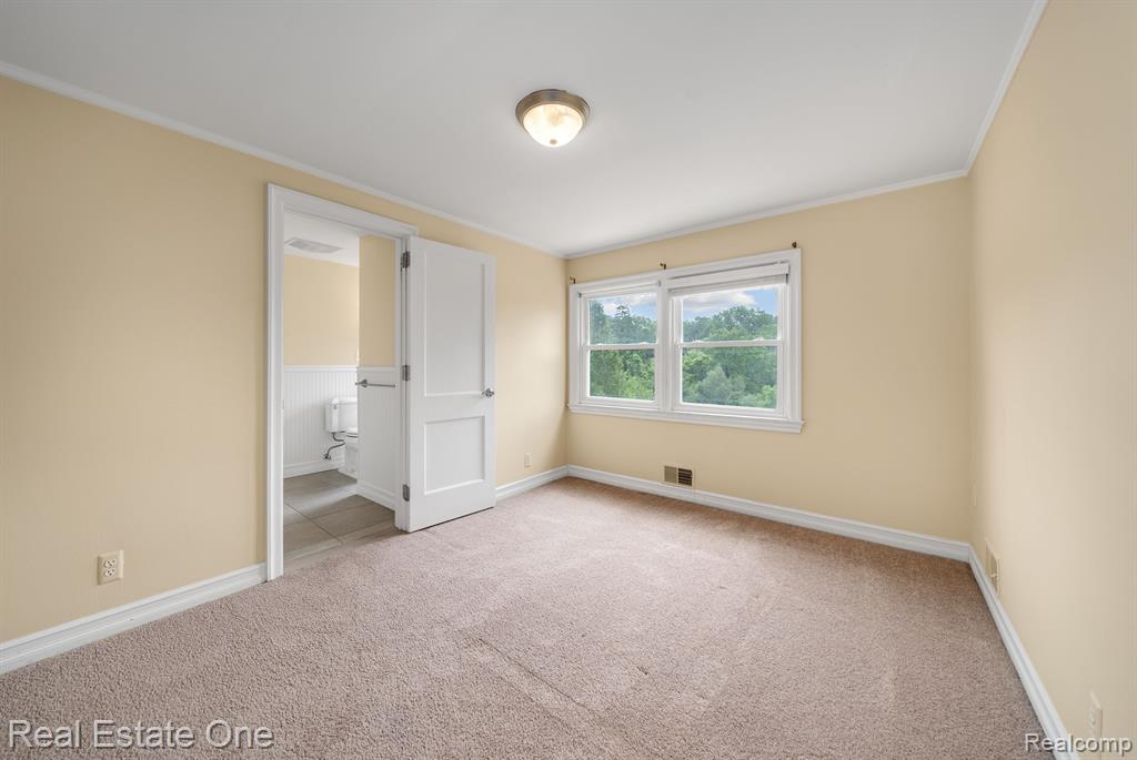 30600 Lahser Road Beverly Hills, MI 48025 - Photo 46 of 59