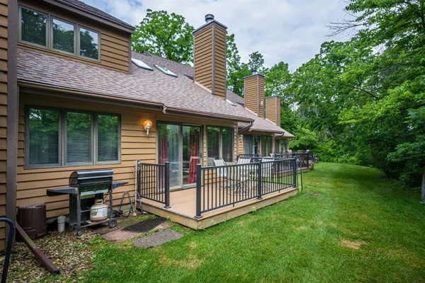 $189,000 | 33 Creekwood Lane, Galena, IL 61036