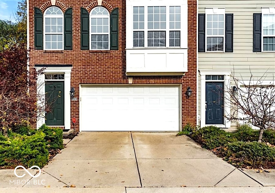 9008 Rider Drive Fishers, IN 46038 - Photo 3 of 29