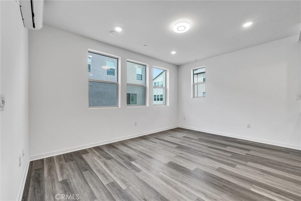 238 Scratch Road Covina, CA 91722 - Photo 4 of 34