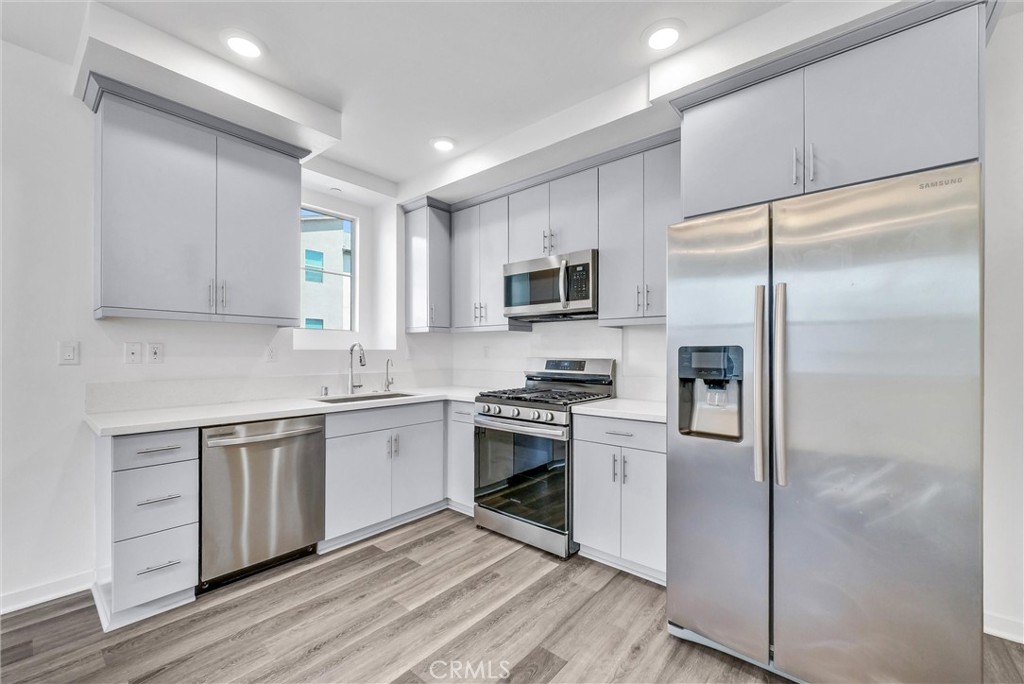 238 Scratch Road Covina, CA 91722 - Photo 6 of 34