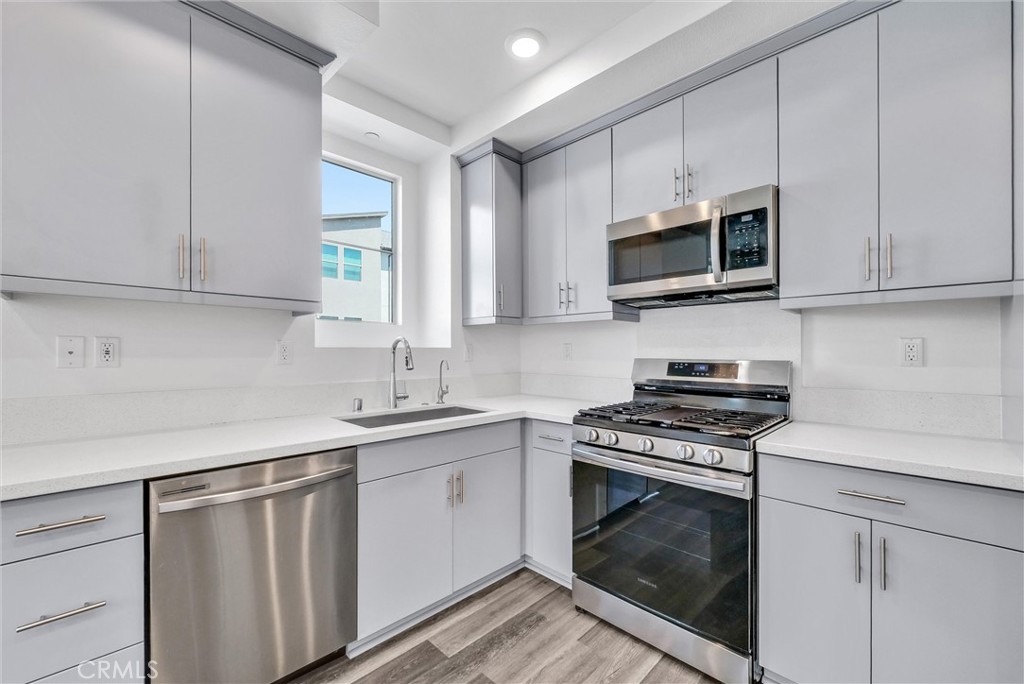 238 Scratch Road Covina, CA 91722 - Photo 8 of 34