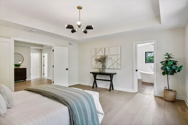 $2,099,000 | 5304 Hollywood Road, Edina, MN 55436