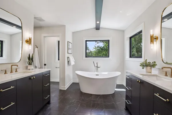 $2,099,000 | 5304 Hollywood Road, Edina, MN 55436