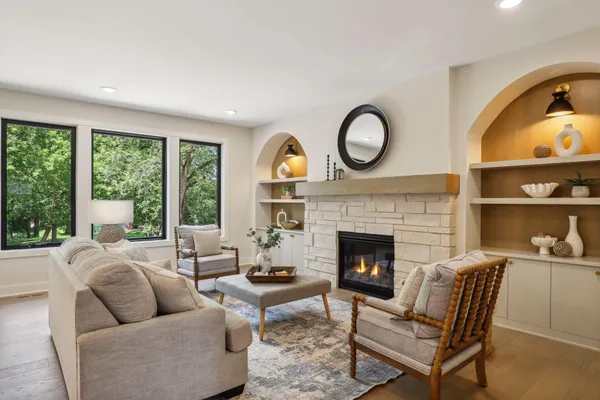 $2,099,000 | 5304 Hollywood Road, Edina, MN 55436