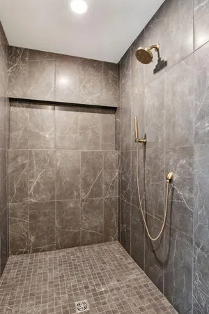 $2,099,000 | 5304 Hollywood Road, Edina, MN 55436
