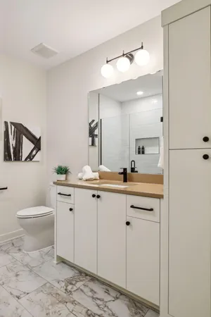 $2,099,000 | 5304 Hollywood Road, Edina, MN 55436