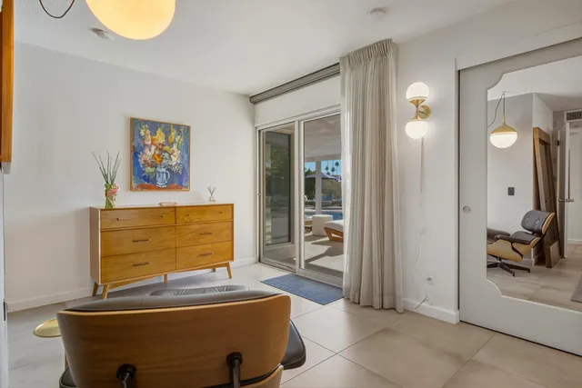 $1,725,000 | 5337 East Lakeside Drive, Palm Springs, CA 92264