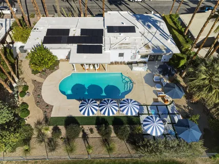 $1,725,000 | 5337 East Lakeside Drive, Palm Springs, CA 92264
