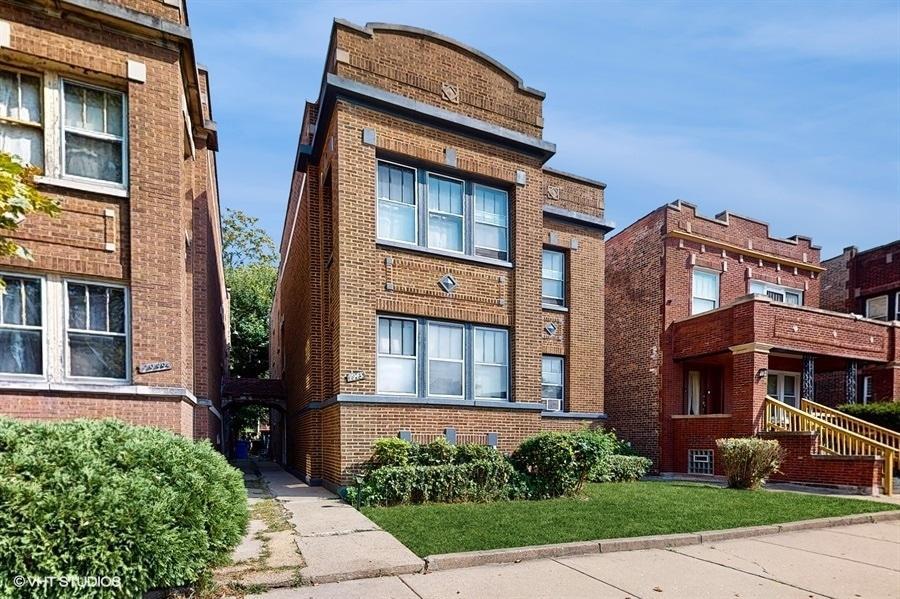 7943 South Laflin Street Chicago, IL 60620 - Photo 2 of 19