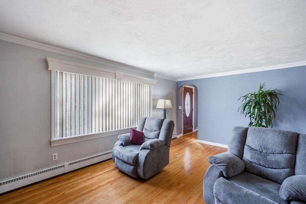 1840 Parker Street Springfield, MA 01128 - Photo 10 of 41 Gallery Image 10