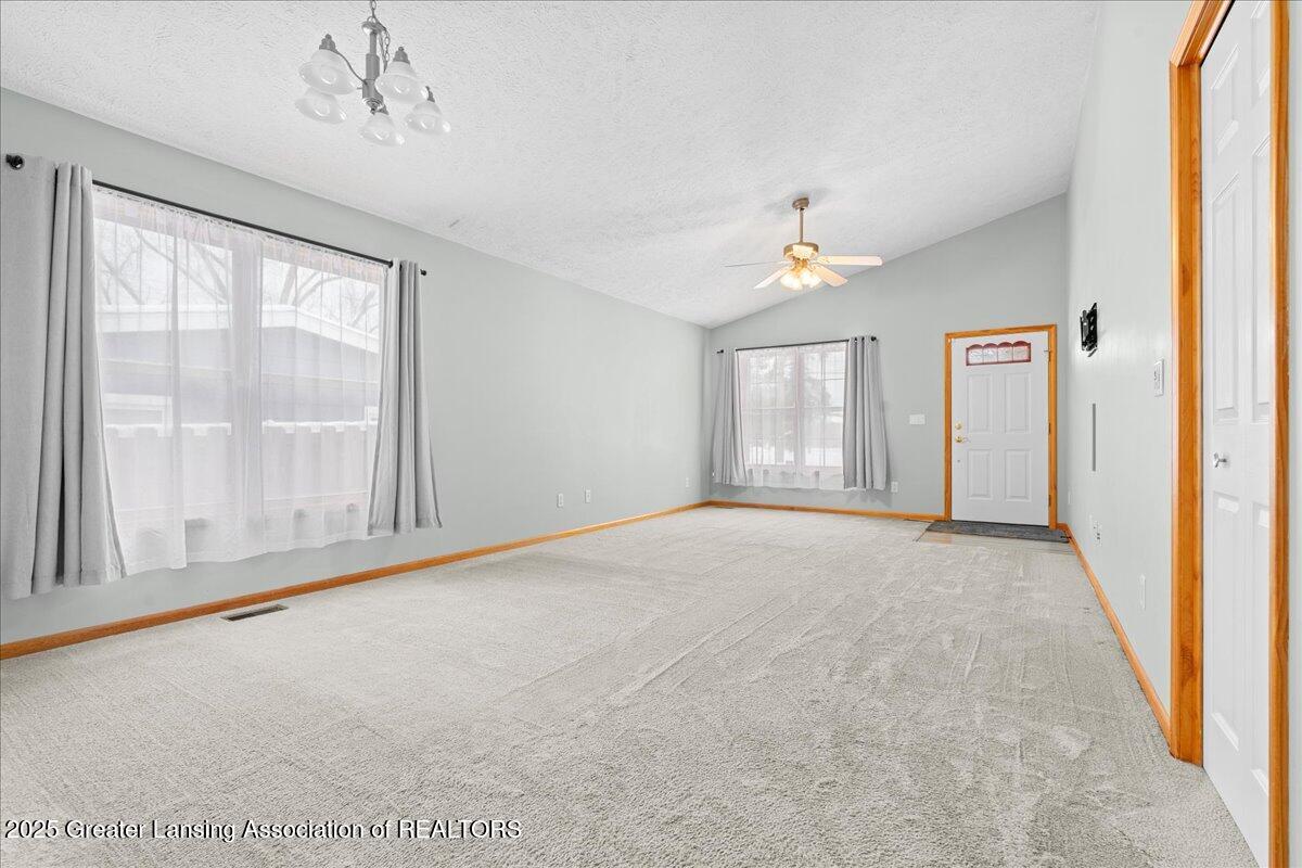 4327 Keller Road Holt, MI 48842 - Photo 10 of 45 Living Room