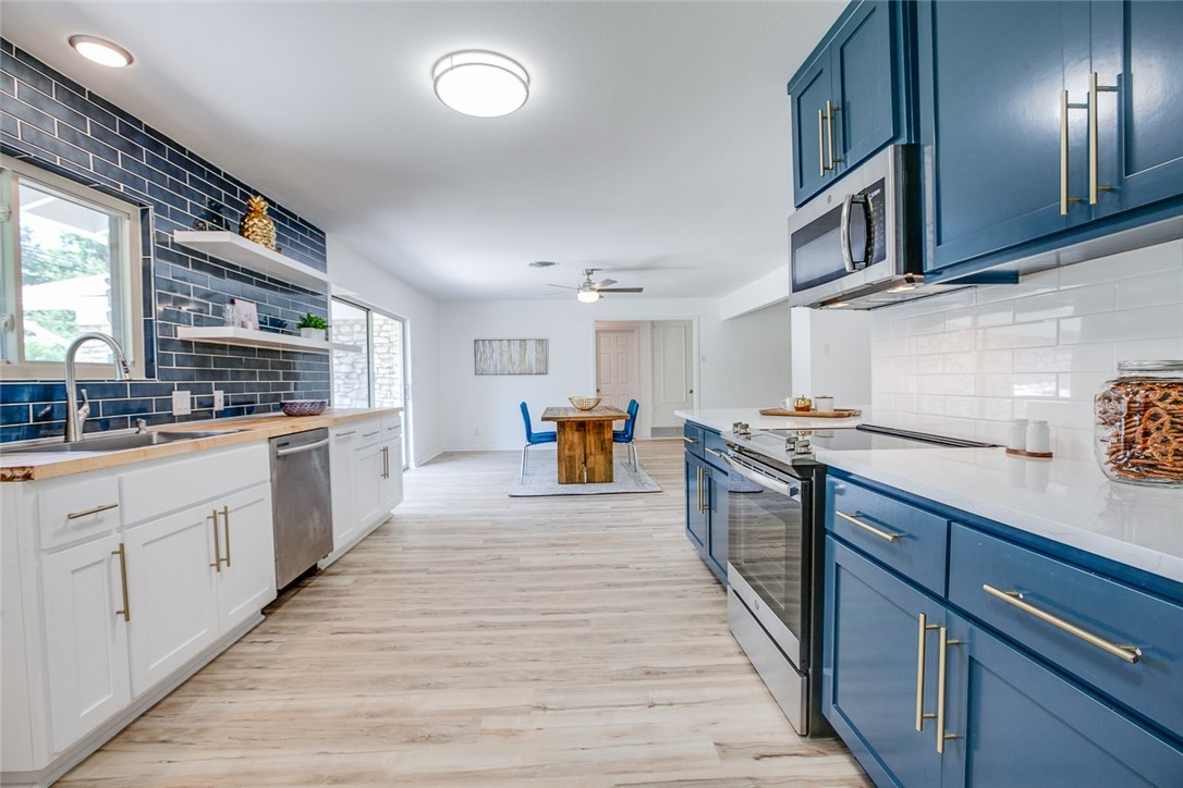 2702 Cascade Drive Austin, TX 78757 - Photo 1 of 1