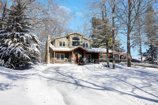 $799,000 | 14908 Glen Oak Street, Minnetonka, MN 55345
