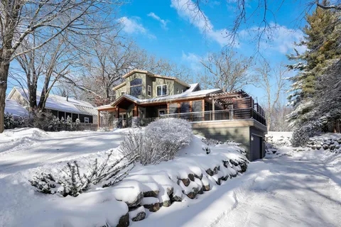 $799,000 | 14908 Glen Oak Street, Minnetonka, MN 55345