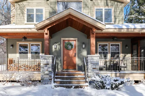 $799,000 | 14908 Glen Oak Street, Minnetonka, MN 55345