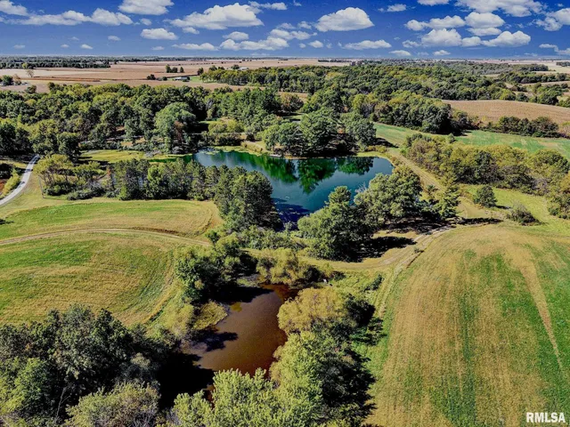 $630,000 | 1196 160 Street, Abingdon, IL 61410