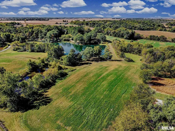 $630,000 | 1196 160 Street, Abingdon, IL 61410