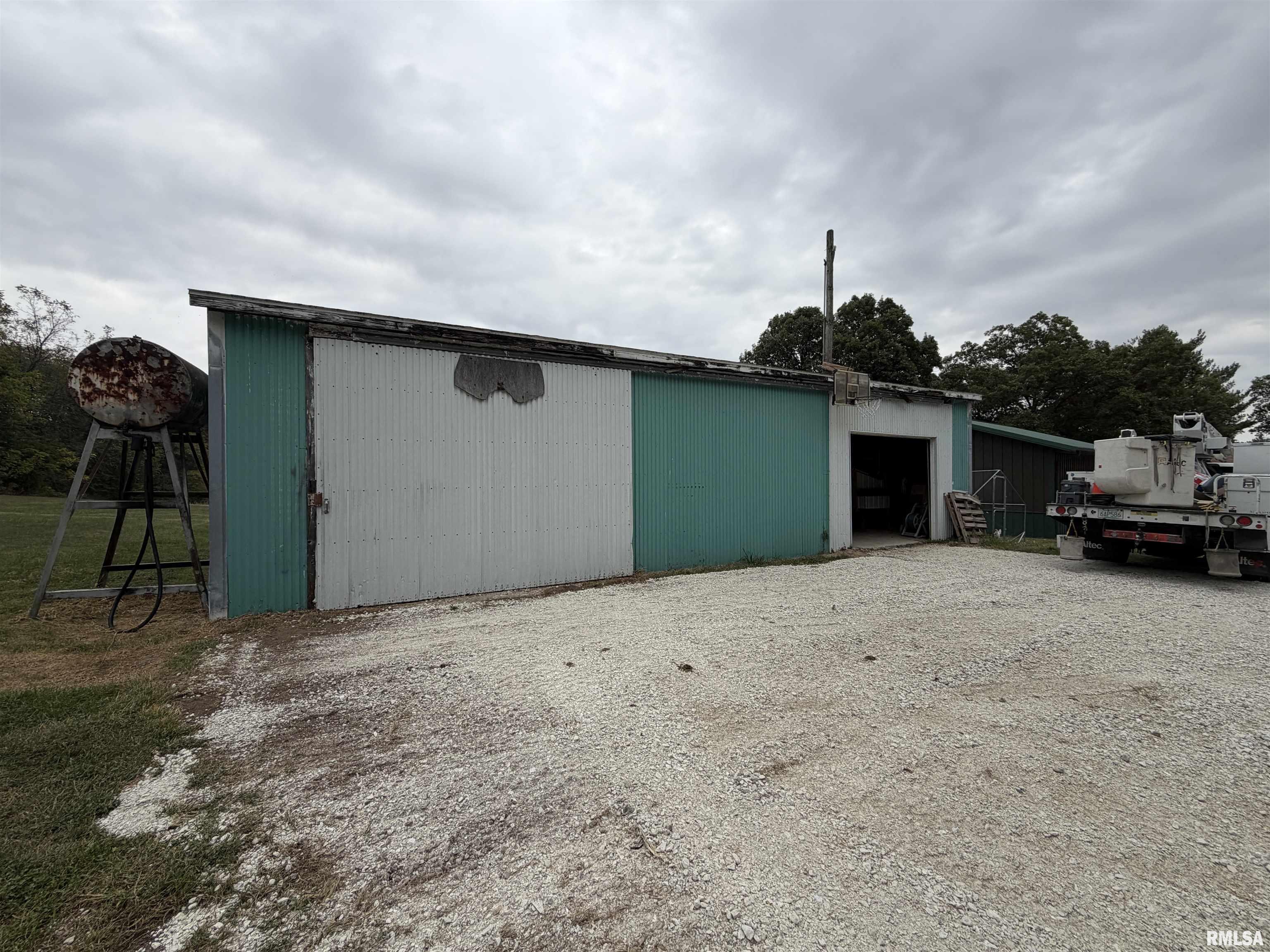 1196 160 Street Abingdon, IL 61410 - Photo 36 of 99