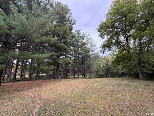 $630,000 | 1196 160 Street, Abingdon, IL 61410