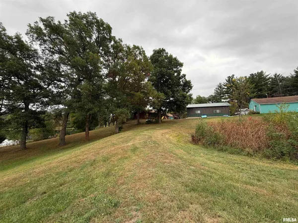 $630,000 | 1196 160 Street, Abingdon, IL 61410