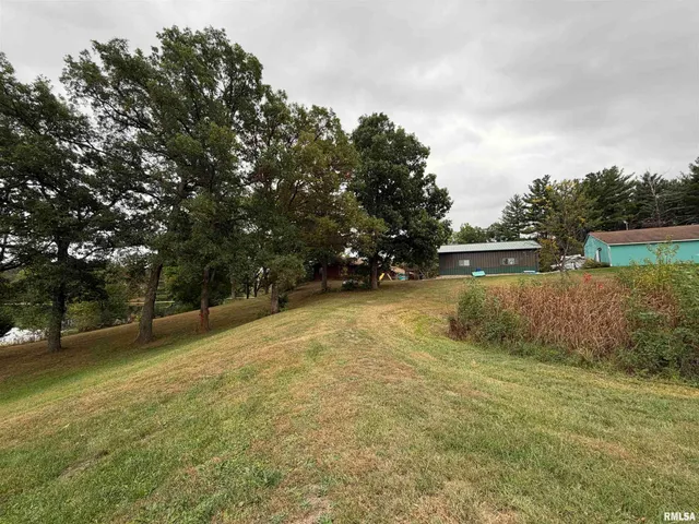 $630,000 | 1196 160 Street, Abingdon, IL 61410