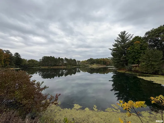 $630,000 | 1196 160 Street, Abingdon, IL 61410