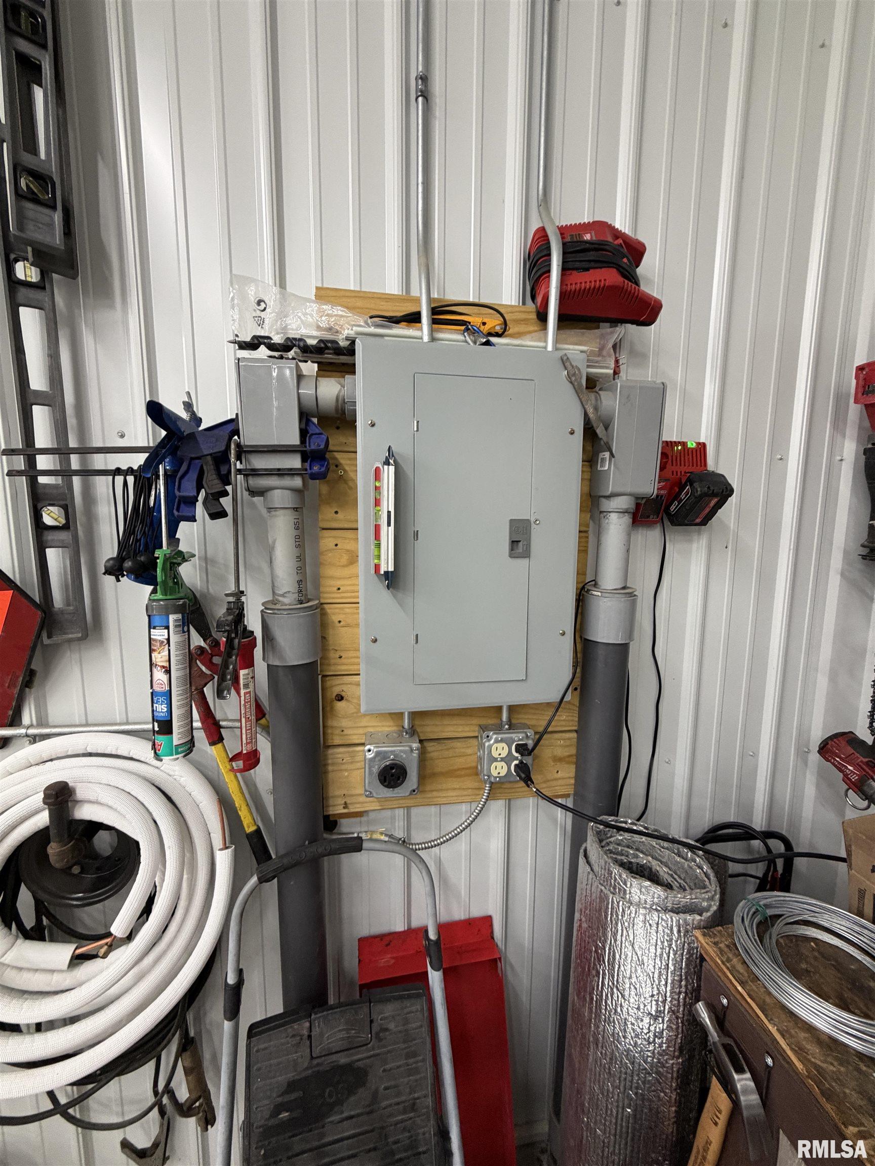 1196 160 Street Abingdon, IL 61410 - Photo 58 of 99