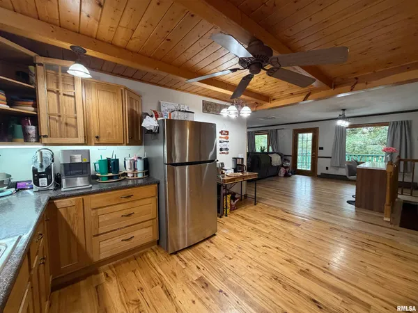 $630,000 | 1196 160 Street, Abingdon, IL 61410