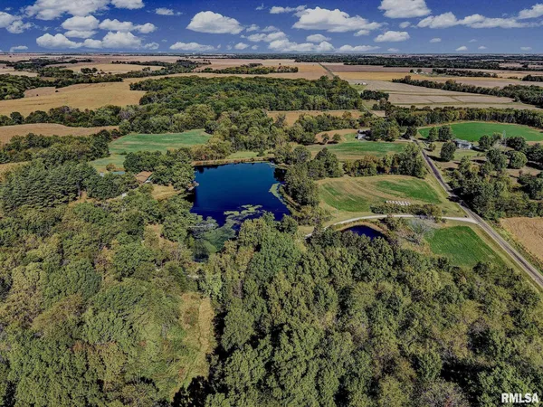 $630,000 | 1196 160 Street, Abingdon, IL 61410