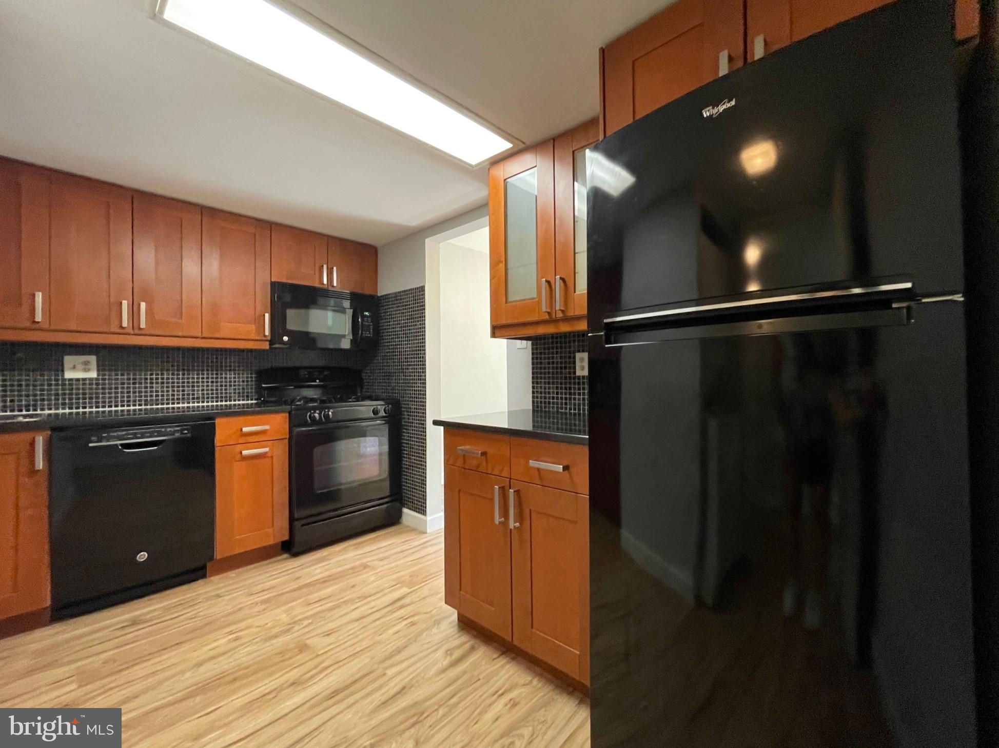 1429 Northgate Square, Unit 22B Reston, VA 20190 - Photo 11 of 40 Gallery Image 11