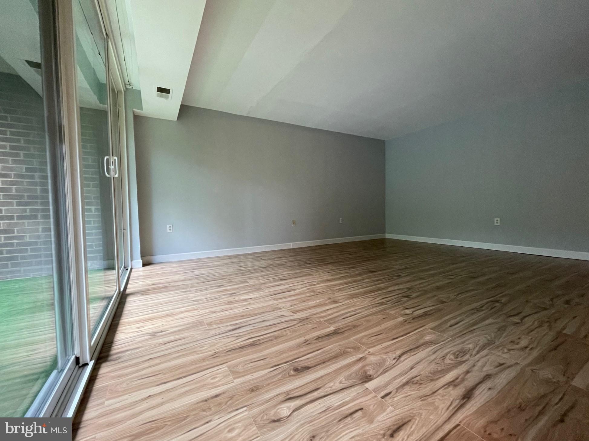 1429 Northgate Square, Unit 22B Reston, VA 20190 - Photo 18 of 40 Gallery Image 18