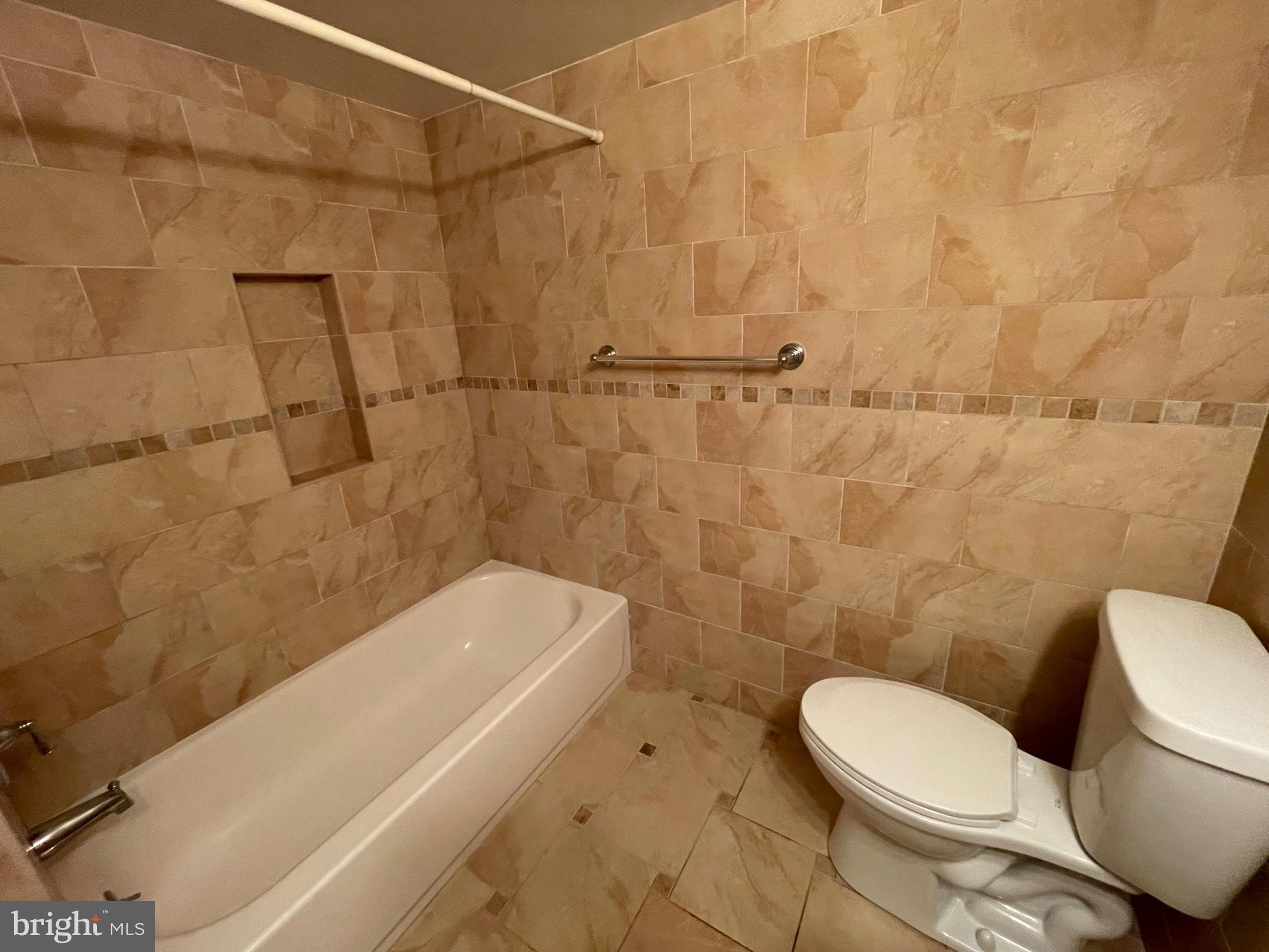 1429 Northgate Square, Unit 22B Reston, VA 20190 - Photo 26 of 40 Gallery Image 26