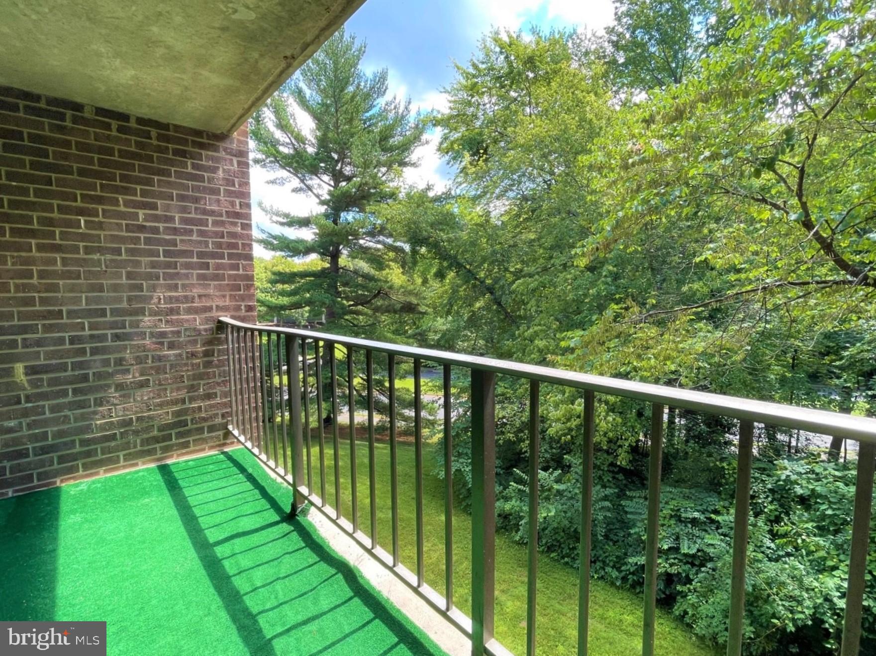 1429 Northgate Square, Unit 22B Reston, VA 20190 - Photo 32 of 40 Gallery Image 32