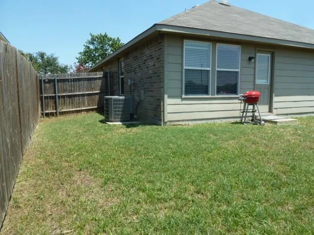 $1,995 | 10321 Pyrite Drive, Fort Worth, TX 76131