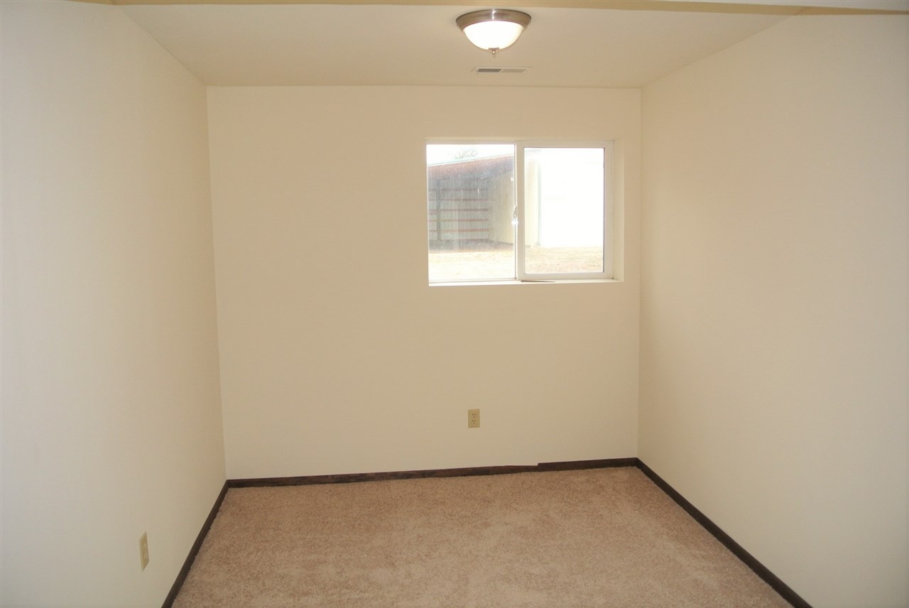 3112 South Progress Road Spokane Valley, WA 99037 - Photo 8 of 20