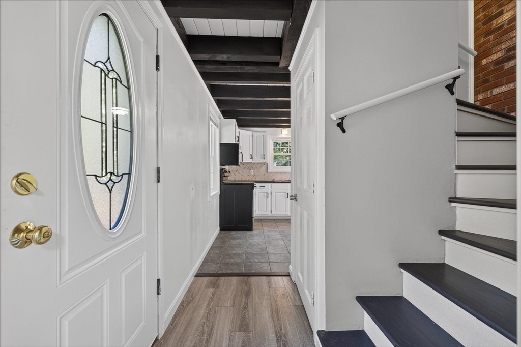 37 Breakneck Road Sturbridge, MA 01566 - Photo 3 of 41