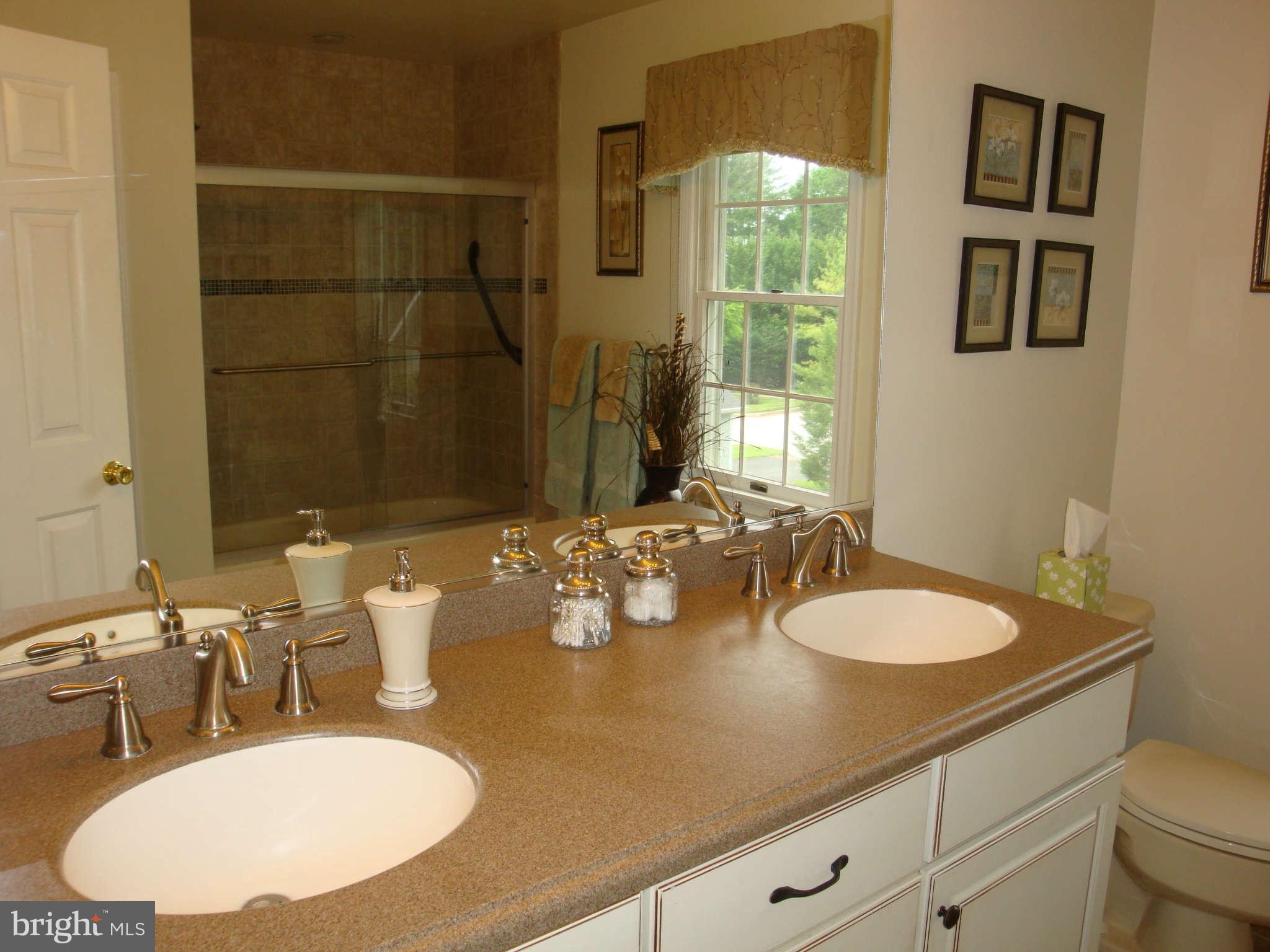 232 Ashland Road Cockeysville, MD 21030 - Photo 18 of 29 Bath (Master)