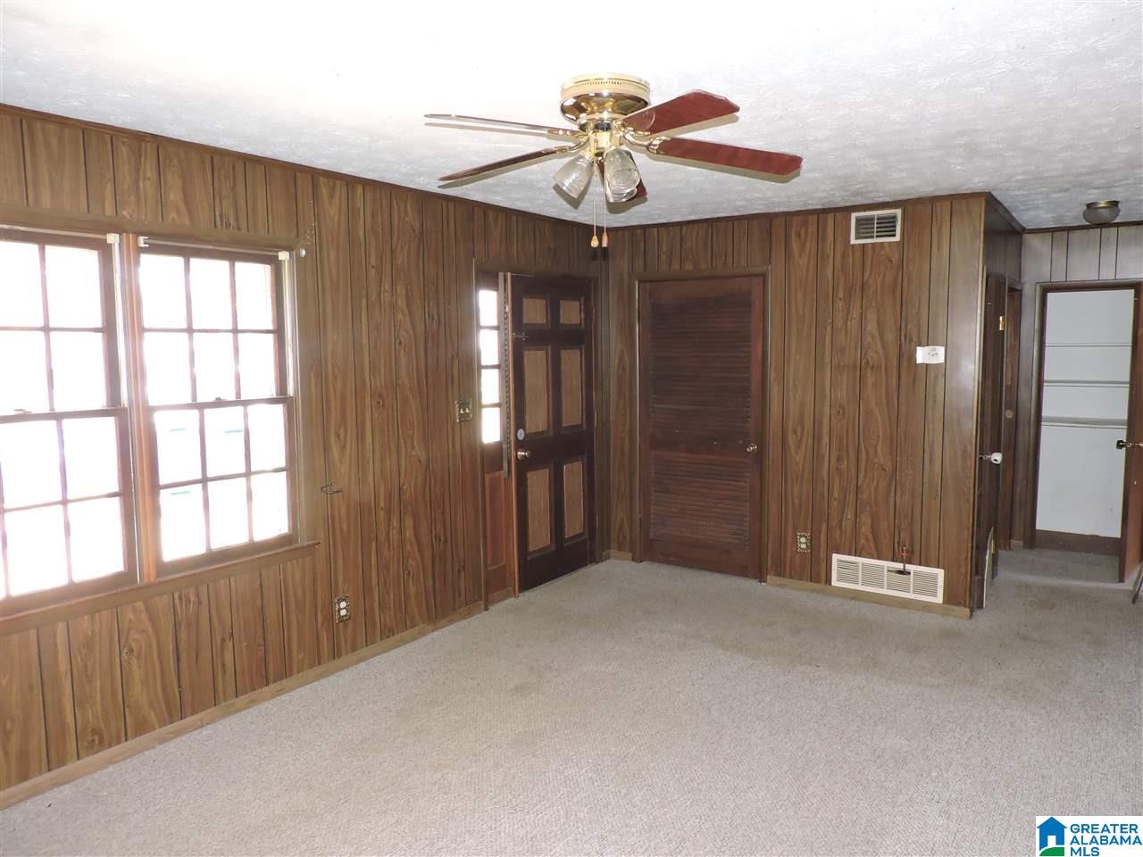 85 Geoff Lane Anniston, AL 36201 - Photo 3 of 7