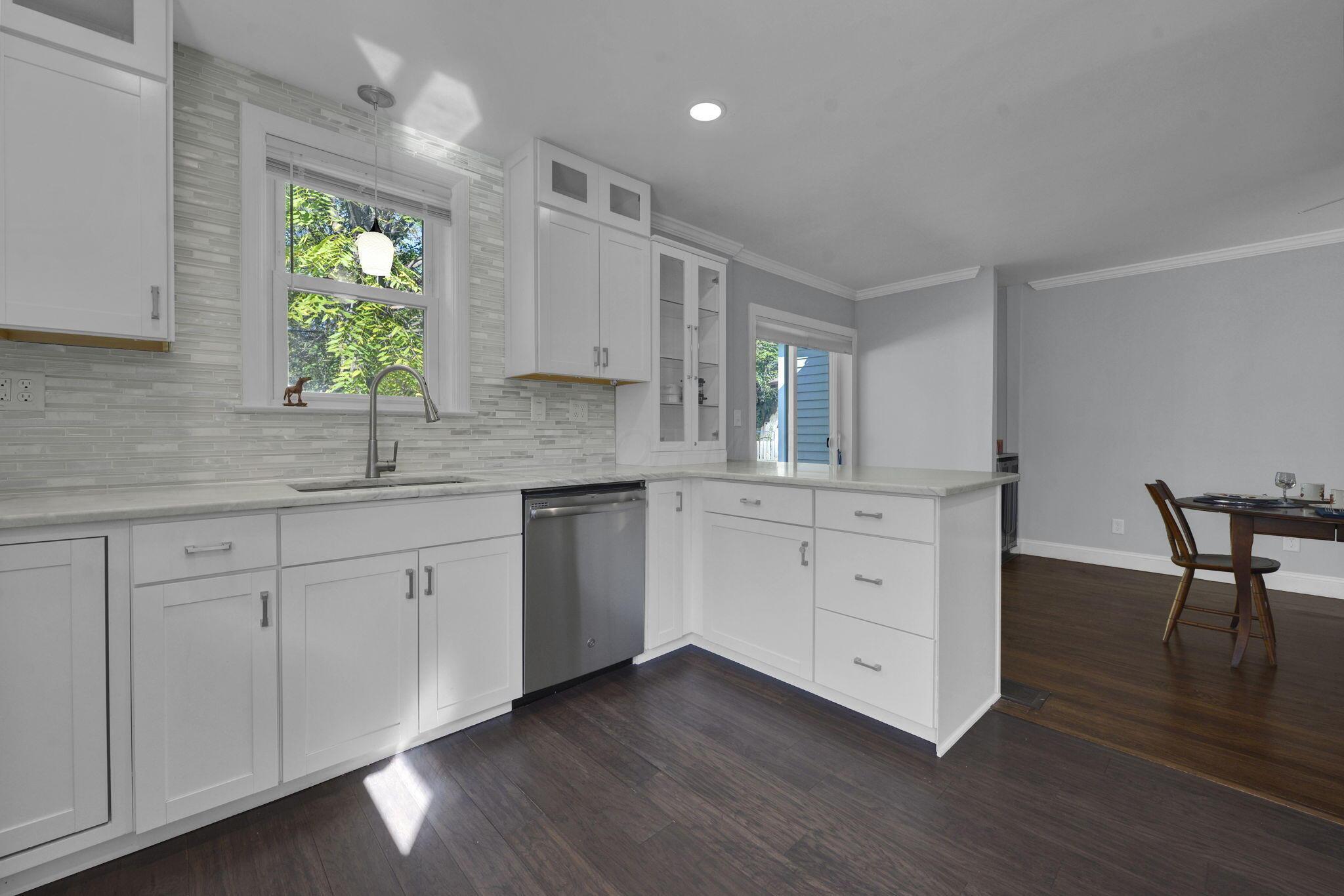 128 Blenheim Road Columbus, OH 43214 - Photo 13 of 47 12-web-or-mls-128-blenheim-rd