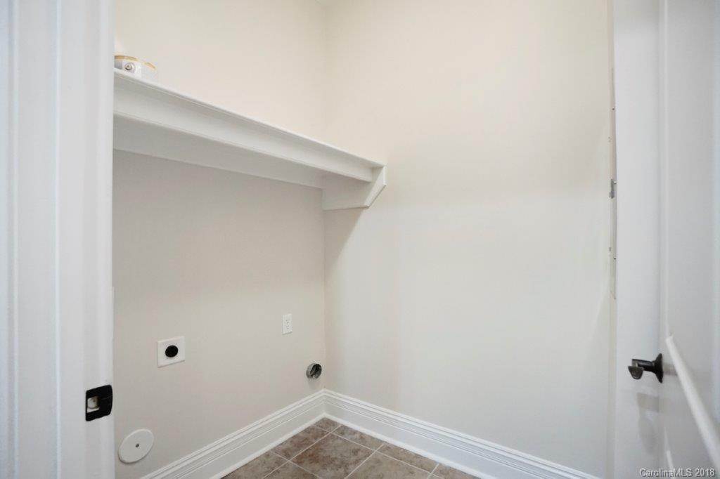 3272 Park Road Charlotte, NC 28209 - Photo 19 of 31 a view of bathroom