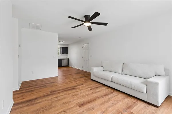 $1,995 | 67 Johnson Road Northwest, Atlanta, GA 30318