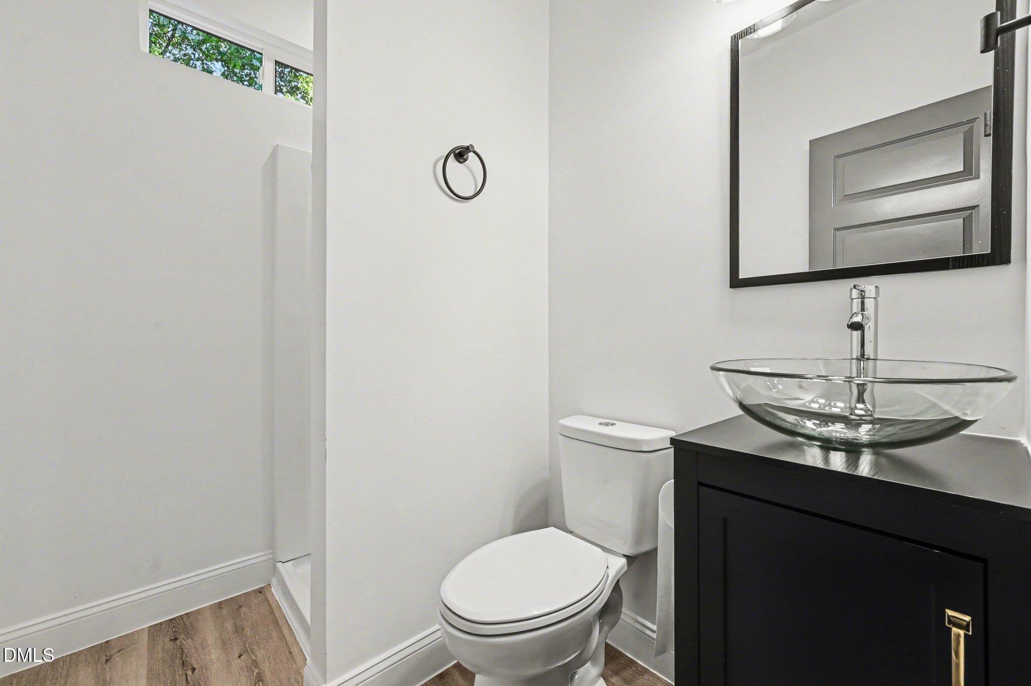 2513 Rochelle Street Durham, NC 27703 - Photo 7 of 15 012_file_1920