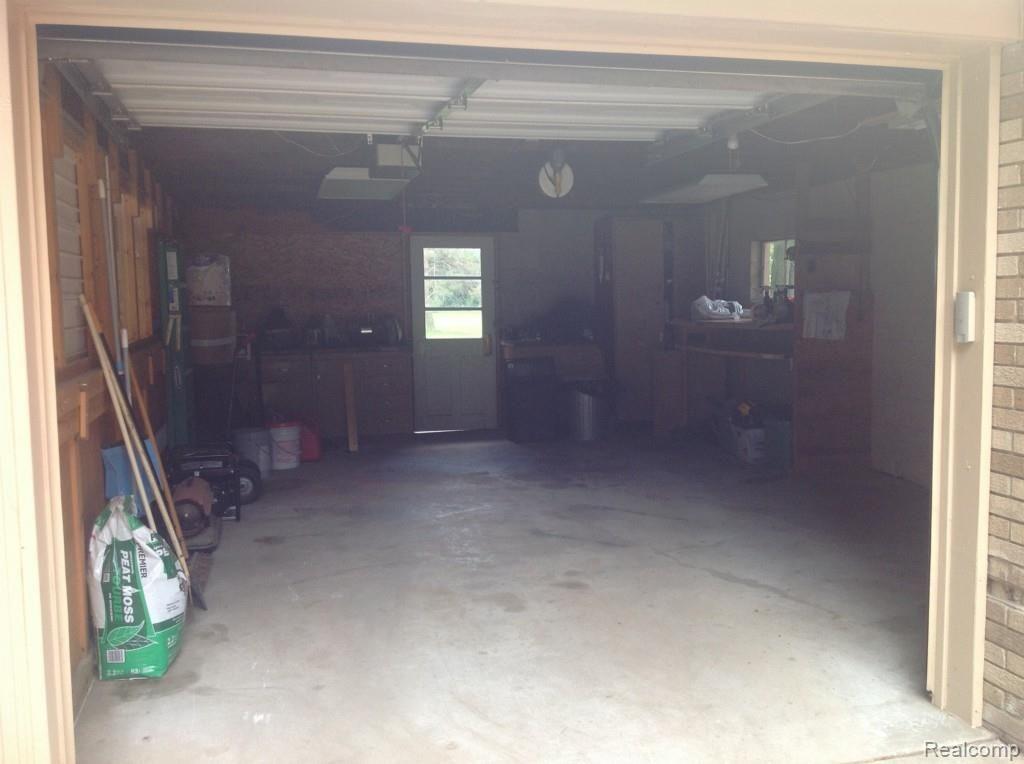 3010 North Branch Road North Branch, MI 48461 - Photo 22 of 24 Garage Interior.jpg