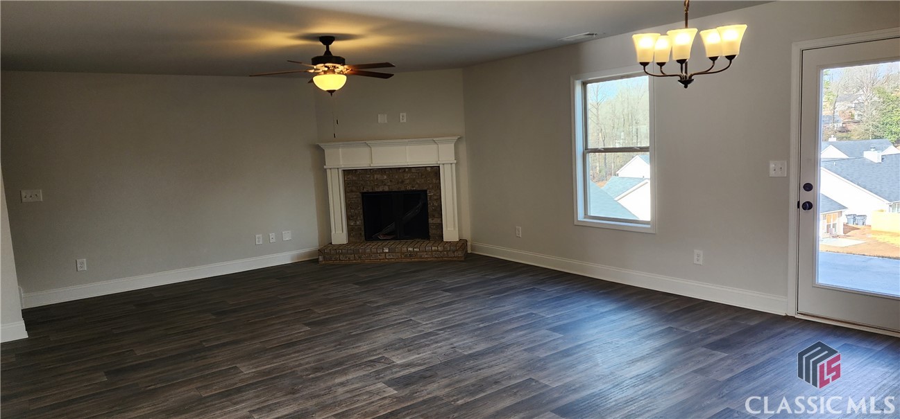 116 Suwannee Way, Unit 266 Jefferson, GA 30549 - Photo 3 of 26 Electric Fireplace
