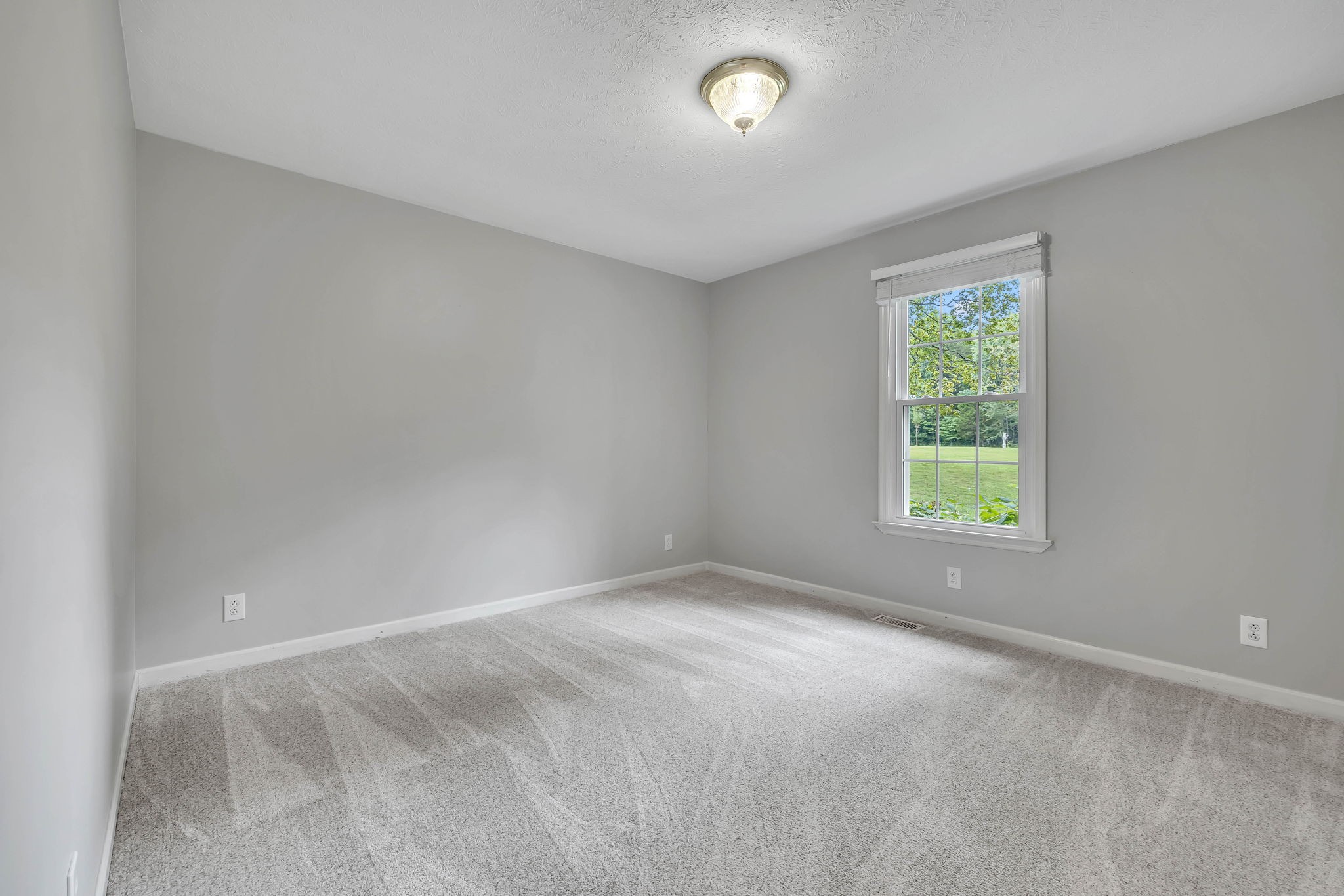1153 Dimple Road Chapmansboro, TN 37035 - Photo 16 of 37 Gallery Image 16