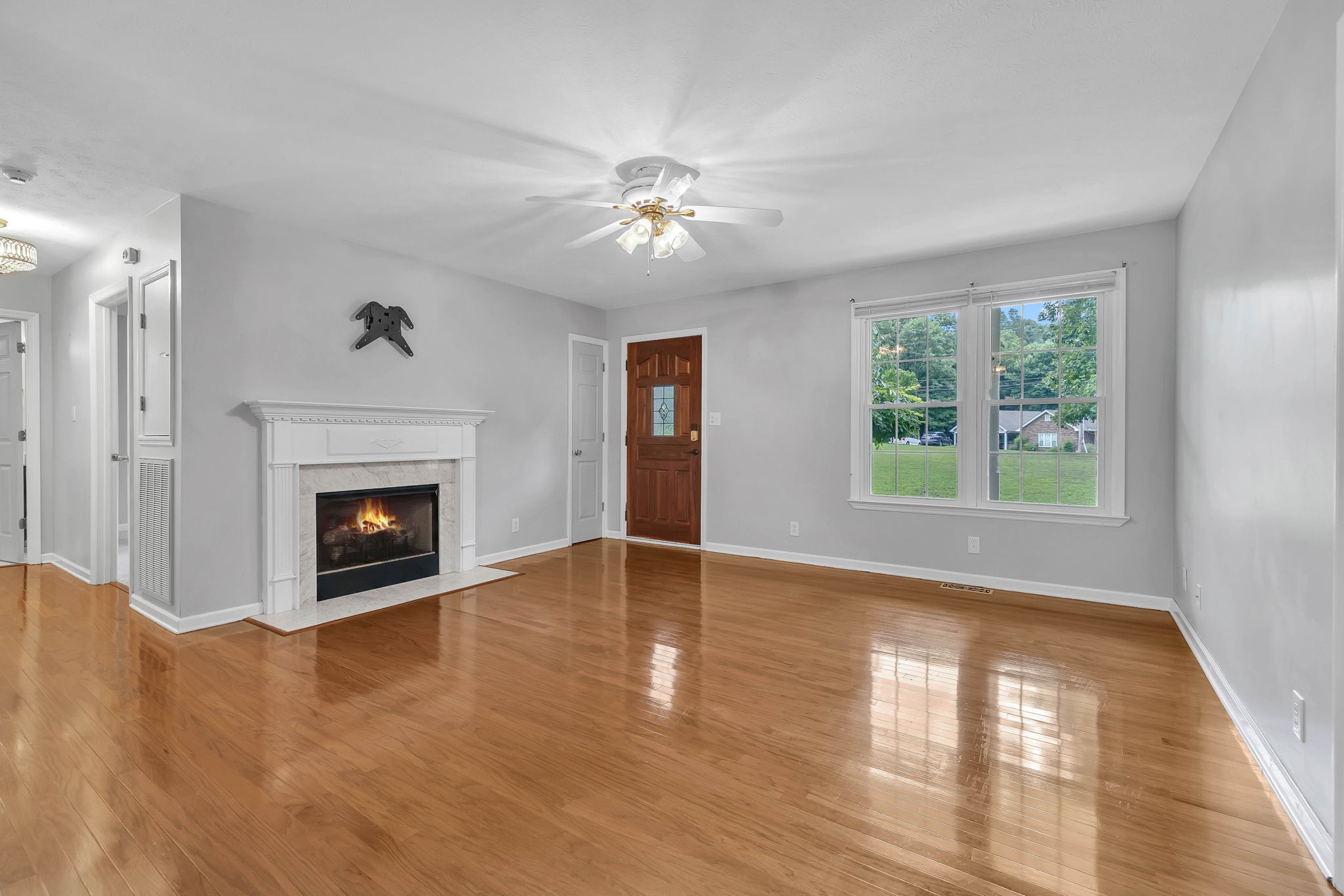 1153 Dimple Road Chapmansboro, TN 37035 - Photo 3 of 37 Gallery Image 3